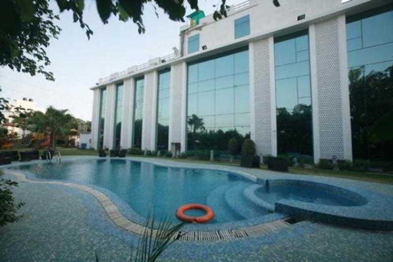 Paradizzo Resort Ajmer Exteriör bild